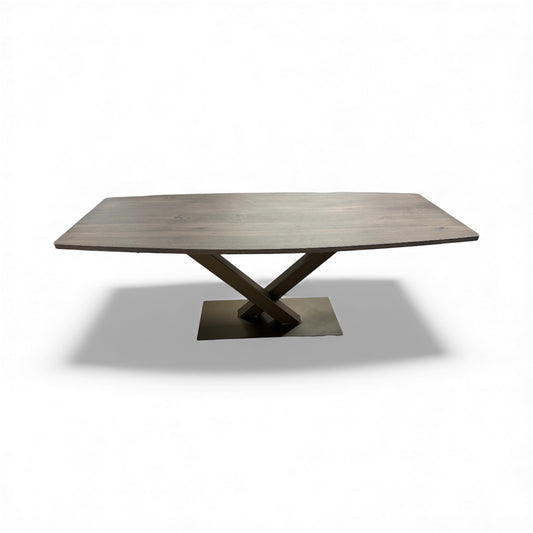 EETTAFEL DAAN TONVORMIG MASSIEF EIKENHOUT